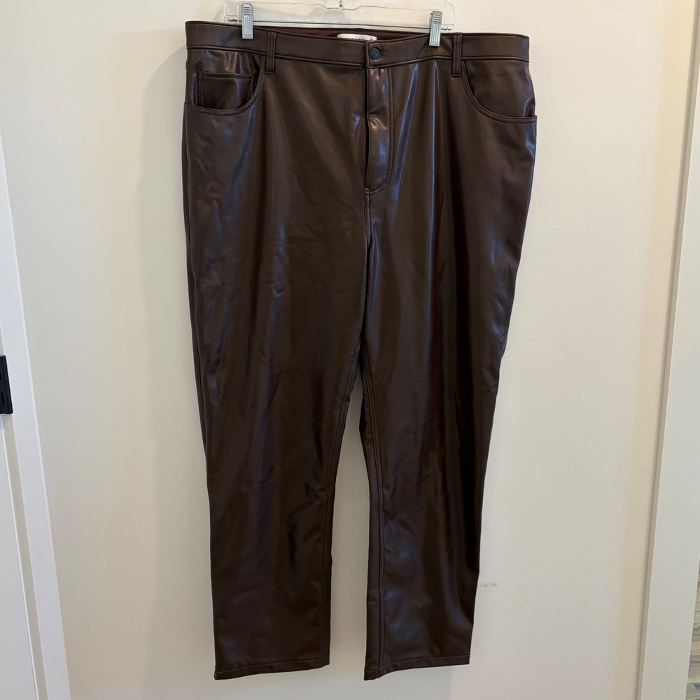 Abercrombie & Fitch 90s Straight Ultra High Rise Faux Leather Pants Brown 20R 35